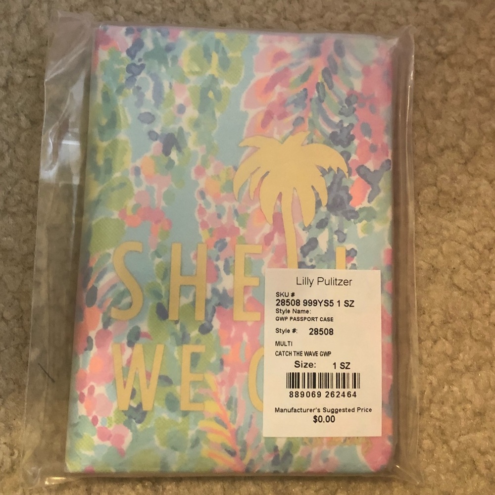 Brand New Lilly Pulitzer Passport Cover